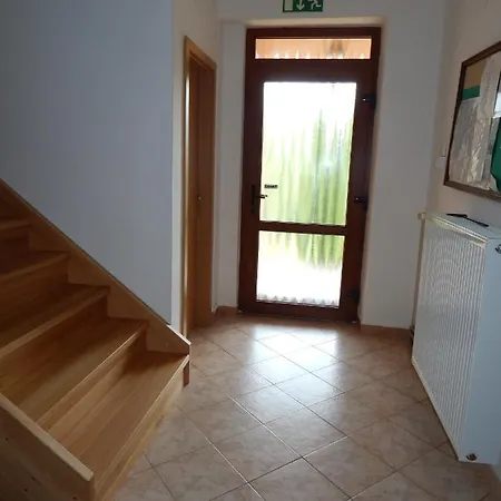 Vazka Guest house *